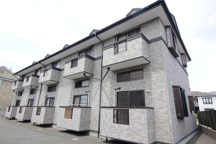 ツインフォレストの物件外観写真