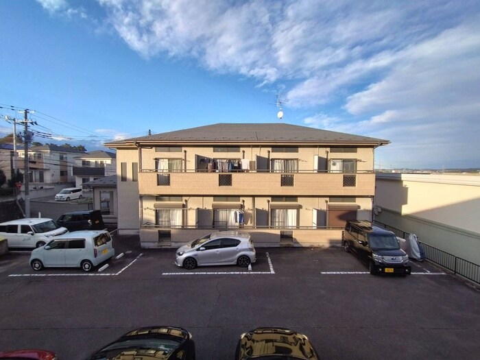 ノ－ブルカ－サ川平２の物件外観写真