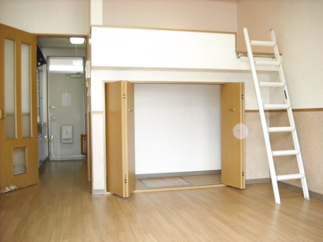 リトルシャトー荒巻の物件内観写真