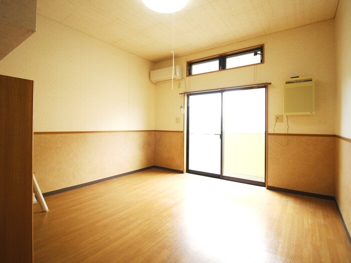 リトルシャトー荒巻の物件内観写真