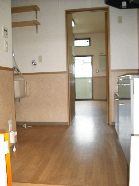 リトルシャトー荒巻の物件内観写真