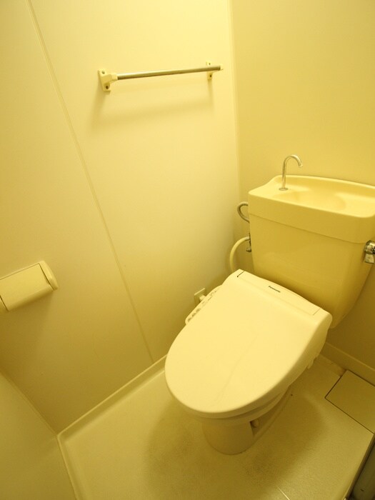 リトルシャトー荒巻の物件内観写真