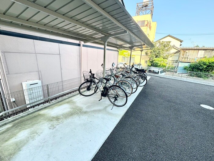 スペチアーレの物件外観写真