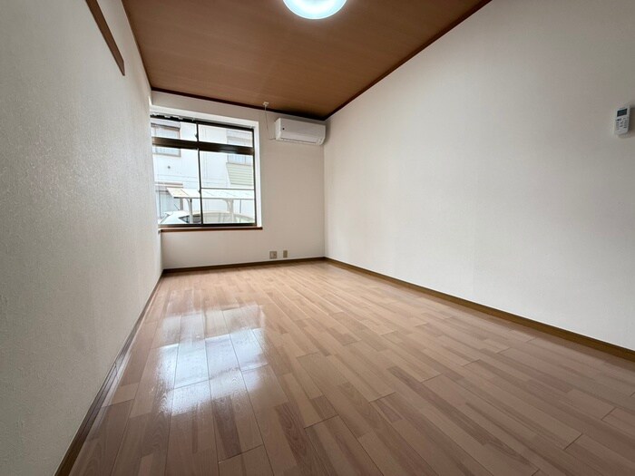 ホワイトファミール長町南の物件内観写真