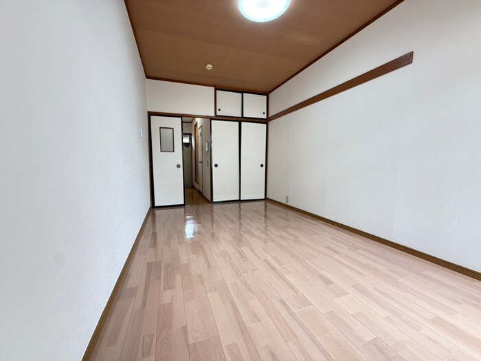 ホワイトファミール長町南の物件内観写真