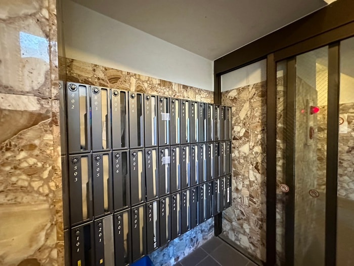 ラポール勾当台の物件外観写真