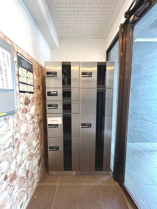 ラポール勾当台の物件外観写真