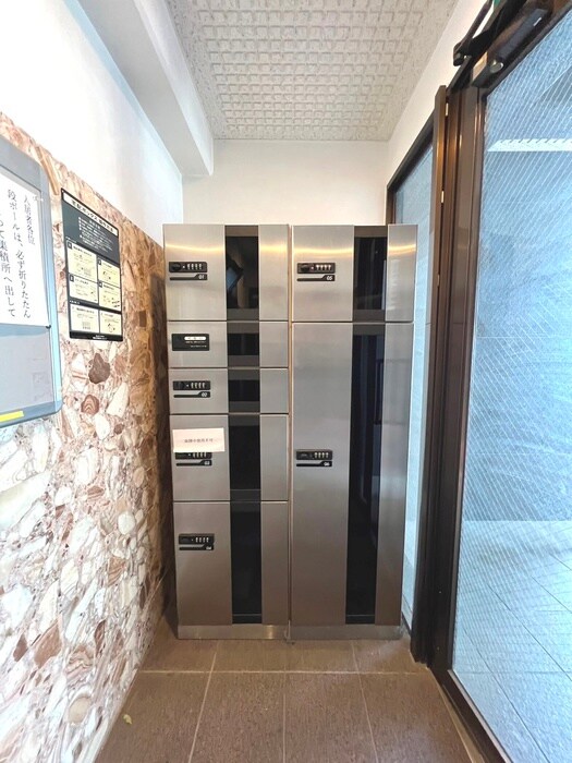 ラポール勾当台の物件外観写真