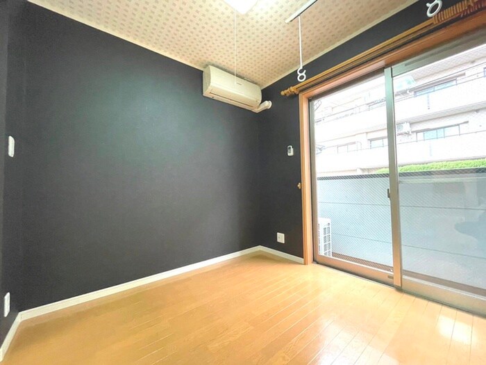 メゾンエスポワール成田町の物件内観写真