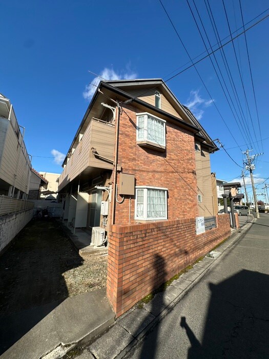 サンアローズ新田西の物件外観写真