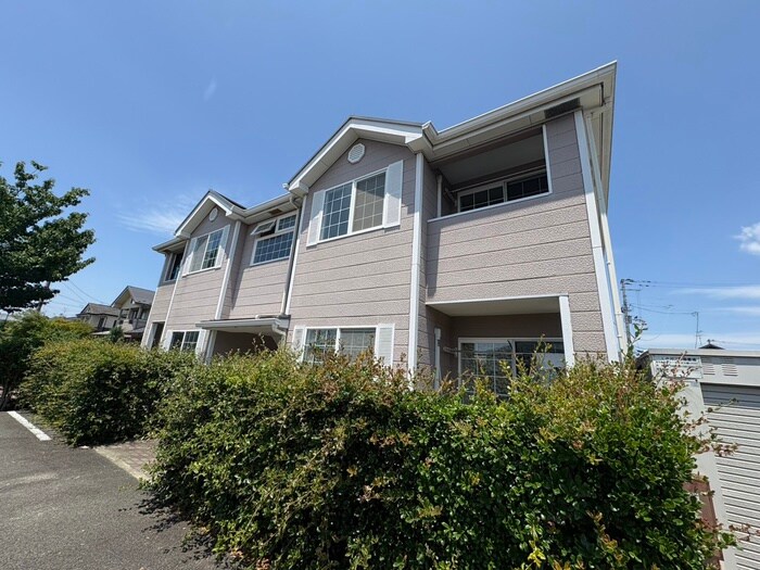 マルベリーズ弐番館の物件外観写真