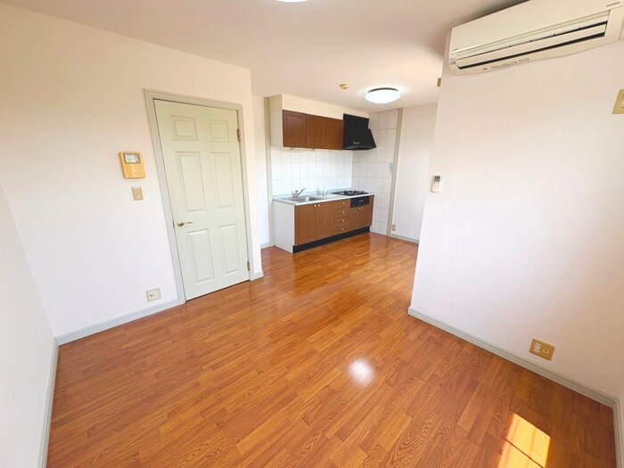 マルベリーズ弐番館の物件内観写真