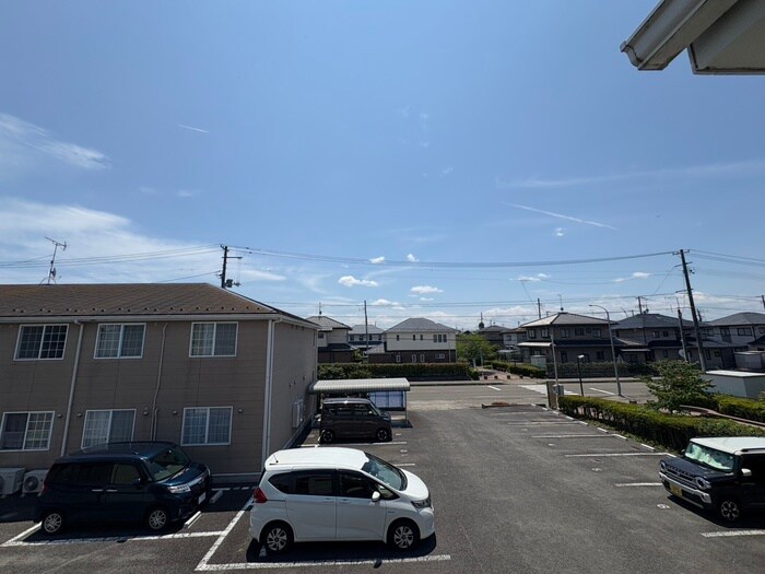 マルベリーズ弐番館の物件内観写真