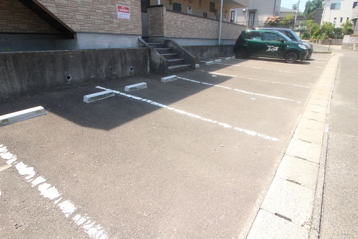 ステージ遊の物件外観写真