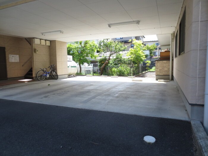 ステージ遊の物件外観写真