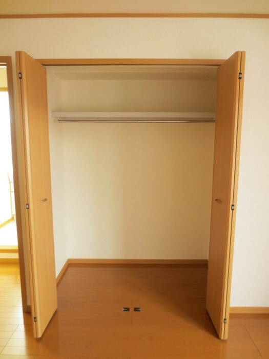 ホープヒルズ3番館の物件内観写真