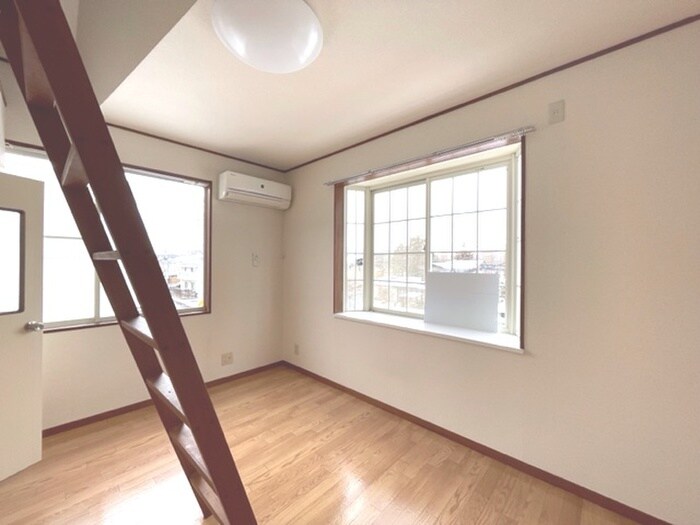 レオハイツ八乙女の物件内観写真