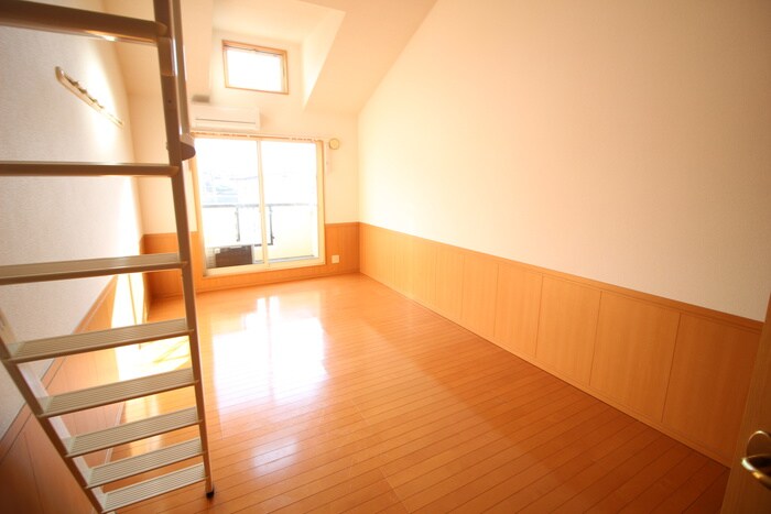 ｱﾌｫﾘｵｽﾃｰｼｮﾝﾉ-ｽ弐番館の物件内観写真