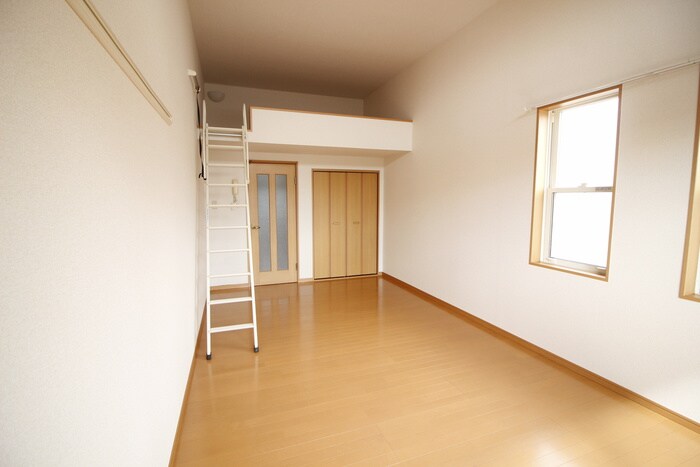 ｱﾌｫﾘｵｽﾃｰｼｮﾝﾉ-ｽ弐番館の物件内観写真