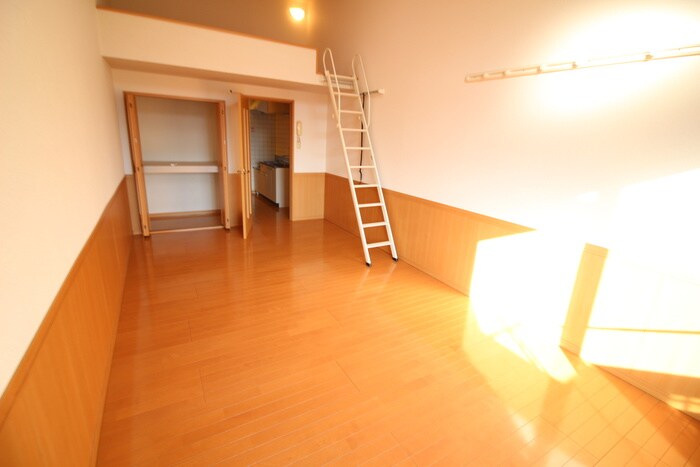 ｱﾌｫﾘｵｽﾃｰｼｮﾝﾉ-ｽ弐番館の物件内観写真