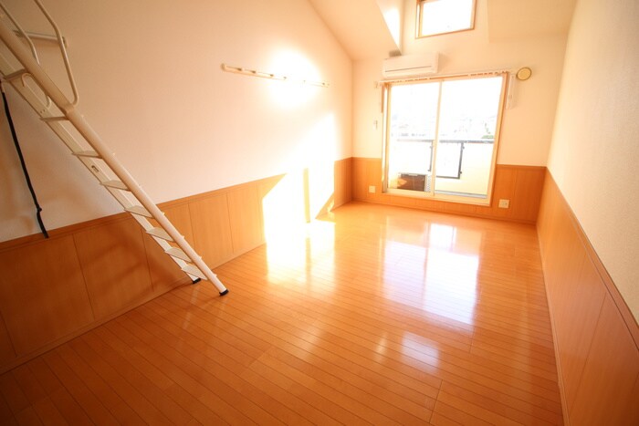 ｱﾌｫﾘｵｽﾃｰｼｮﾝﾉ-ｽ弐番館の物件内観写真