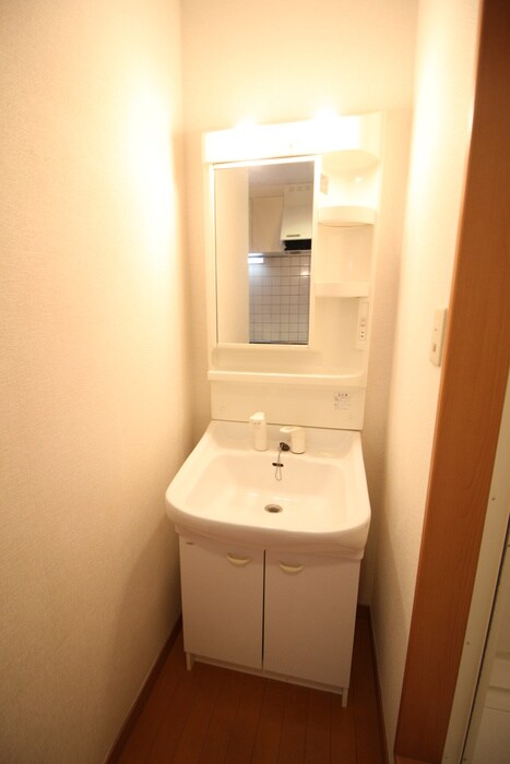 ｱﾌｫﾘｵｽﾃｰｼｮﾝﾉ-ｽ弐番館の物件内観写真