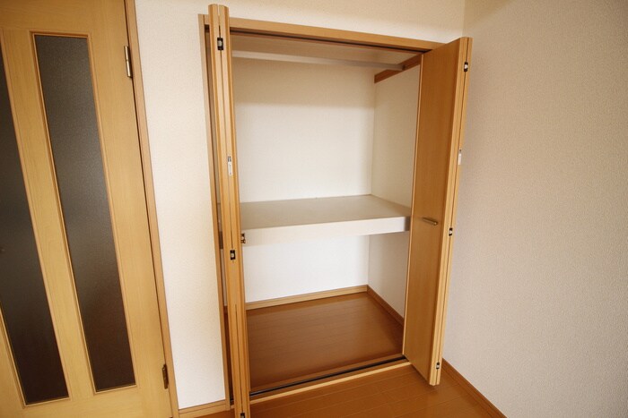 ｱﾌｫﾘｵｽﾃｰｼｮﾝﾉ-ｽ弐番館の物件内観写真