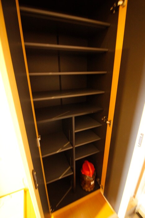 ｱﾌｫﾘｵｽﾃｰｼｮﾝﾉ-ｽ弐番館の物件内観写真