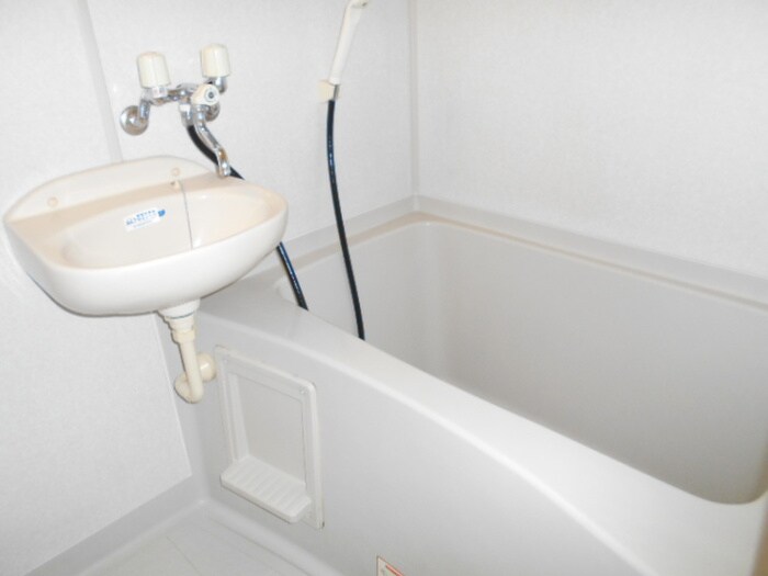 ブッシュ・クローバーの物件内観写真