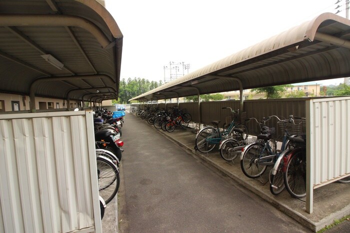 カヤバプラザＥ館の物件外観写真