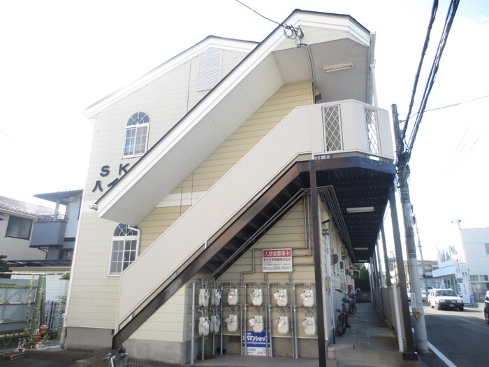 SKハイツの物件外観写真