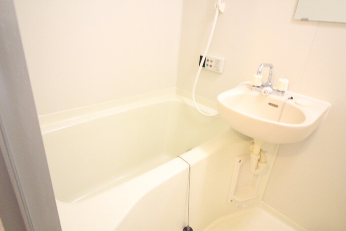 二軒茶屋グランドハイツの物件内観写真