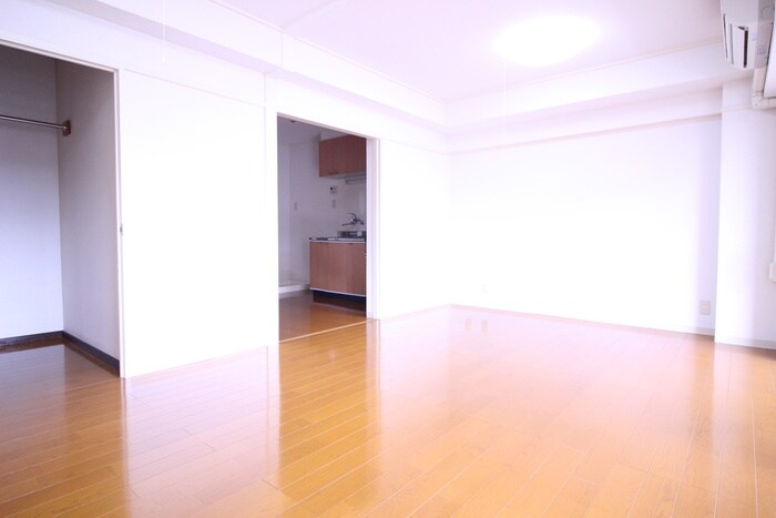 二軒茶屋グランドハイツの物件内観写真