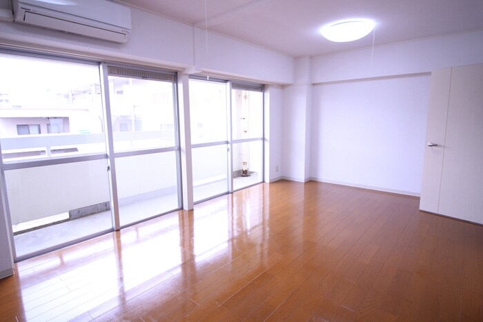 二軒茶屋グランドハイツの物件内観写真