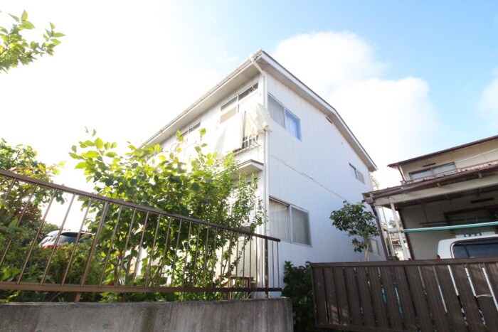 相原アパートの物件外観写真