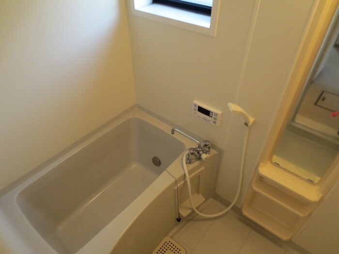 ジョイフル市名坂Ａの物件内観写真