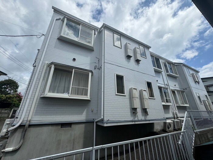 ベルコ－ト市名坂の物件外観写真