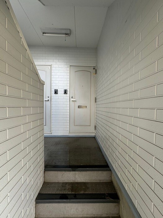 ベルコ－ト市名坂の物件外観写真