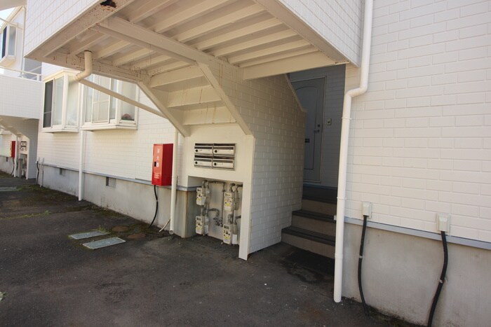 ベルコ－ト市名坂の物件外観写真