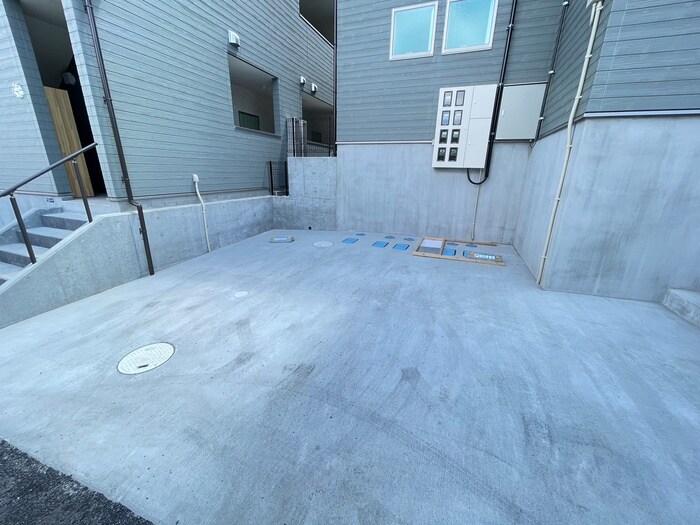 ﾌｧｲｿﾞﾆｱ向山WESTの物件外観写真