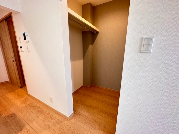 ﾌｧｲｿﾞﾆｱ向山WESTの物件内観写真