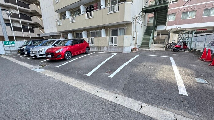 オーキッドマンションの物件外観写真