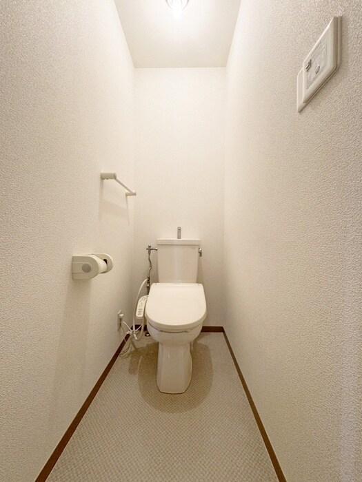 スプリングガーデンＢ棟の物件内観写真