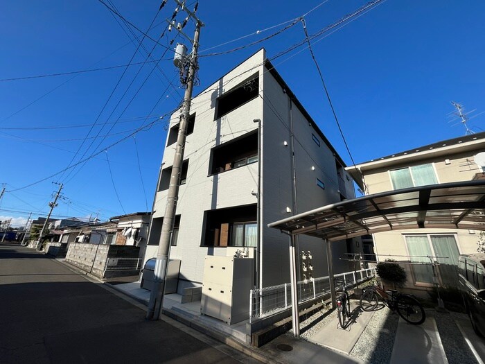 アクアコート宮千代の物件外観写真