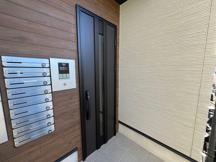 アクアコート宮千代の物件外観写真