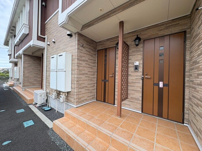 ストロベリーハウスⅣの物件外観写真