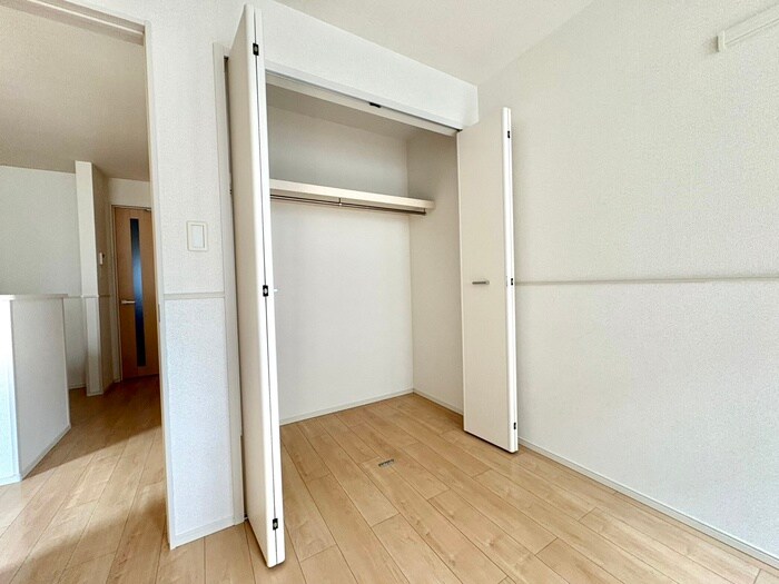 ストロベリーハウスⅣの物件内観写真