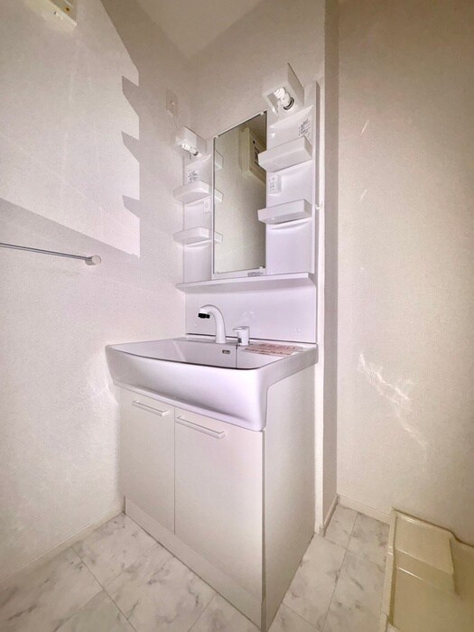 ストロベリーハウスⅣの物件内観写真