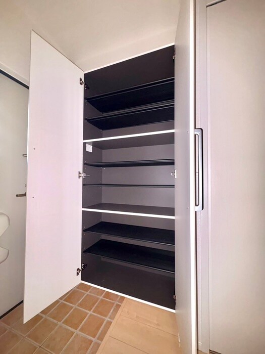 ストロベリーハウスⅣの物件内観写真