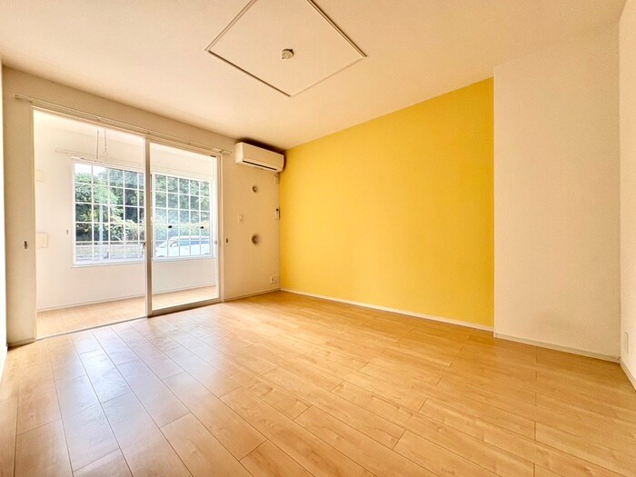 ストロベリーハウスⅢの物件内観写真